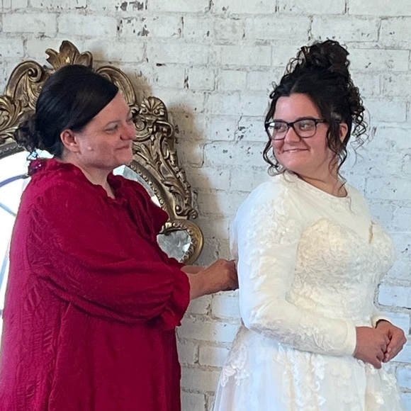 Meet your Posher, Nicky - Picture 14 of 16